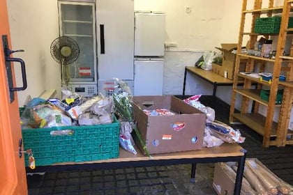 Free food donations help hundreds of people