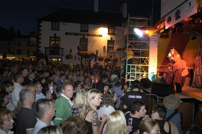 When the festival rocked the Square