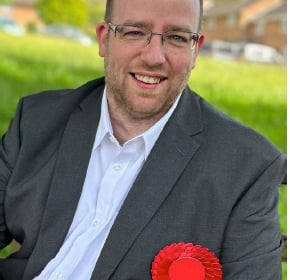 Transport secretary Mark Harper loses seat to Labour's Matt Bishop
