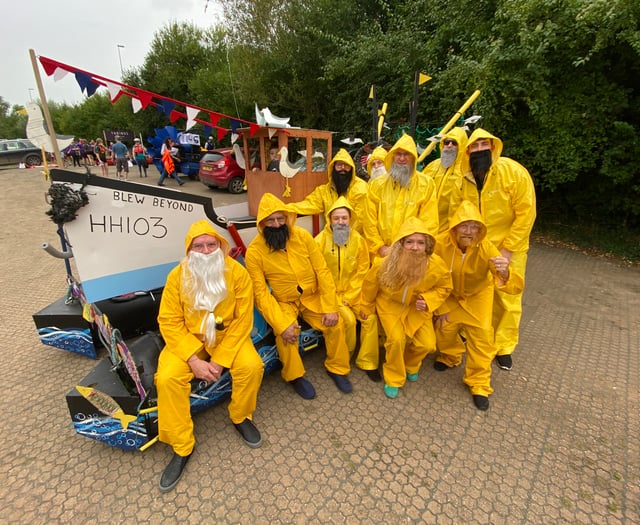 Thrills and spills in Monmouth Raft Race