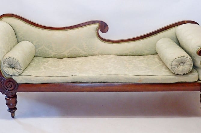 Regency Mahogany Settee