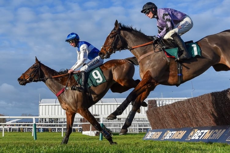 Gemirande jumps in the lead. Photo Cheltenham Racecourse